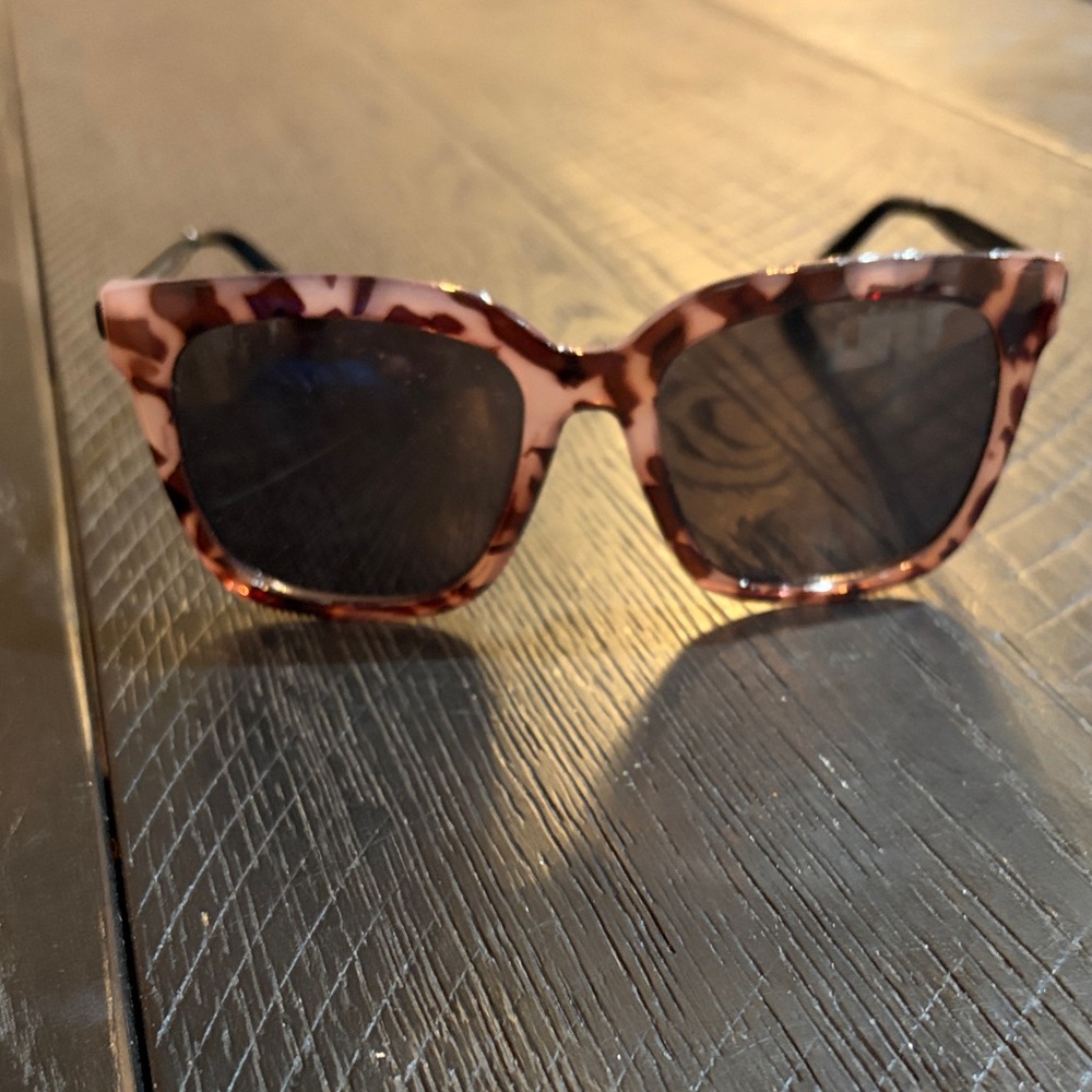 Diff Eyewear Pink and Brown Sunglasses